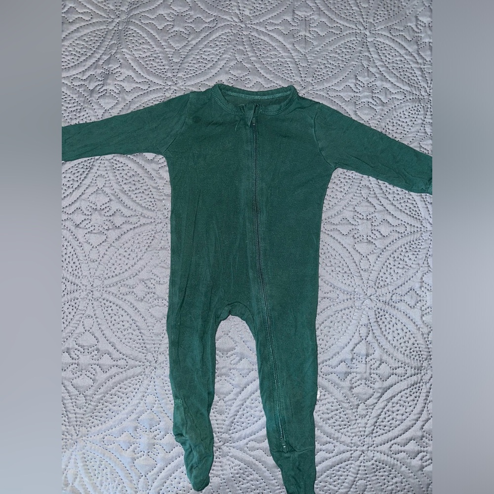 Kyte Baby zip footie